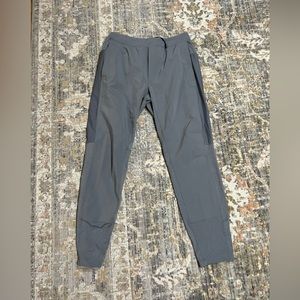 men’s gray lululemon joggers